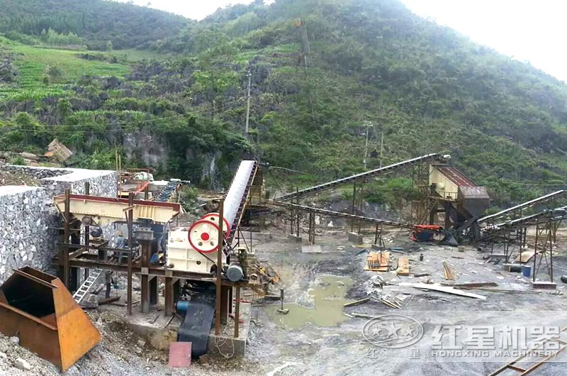 鄂式碎石機設(shè)備